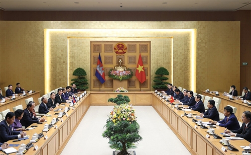 Thủ tướng Chính phủ Phạm Minh Chính hội kiến với Chủ tịch Quốc hội Campuchia